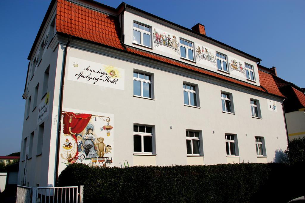 Spielzeughotel Sonneberg Exterior foto